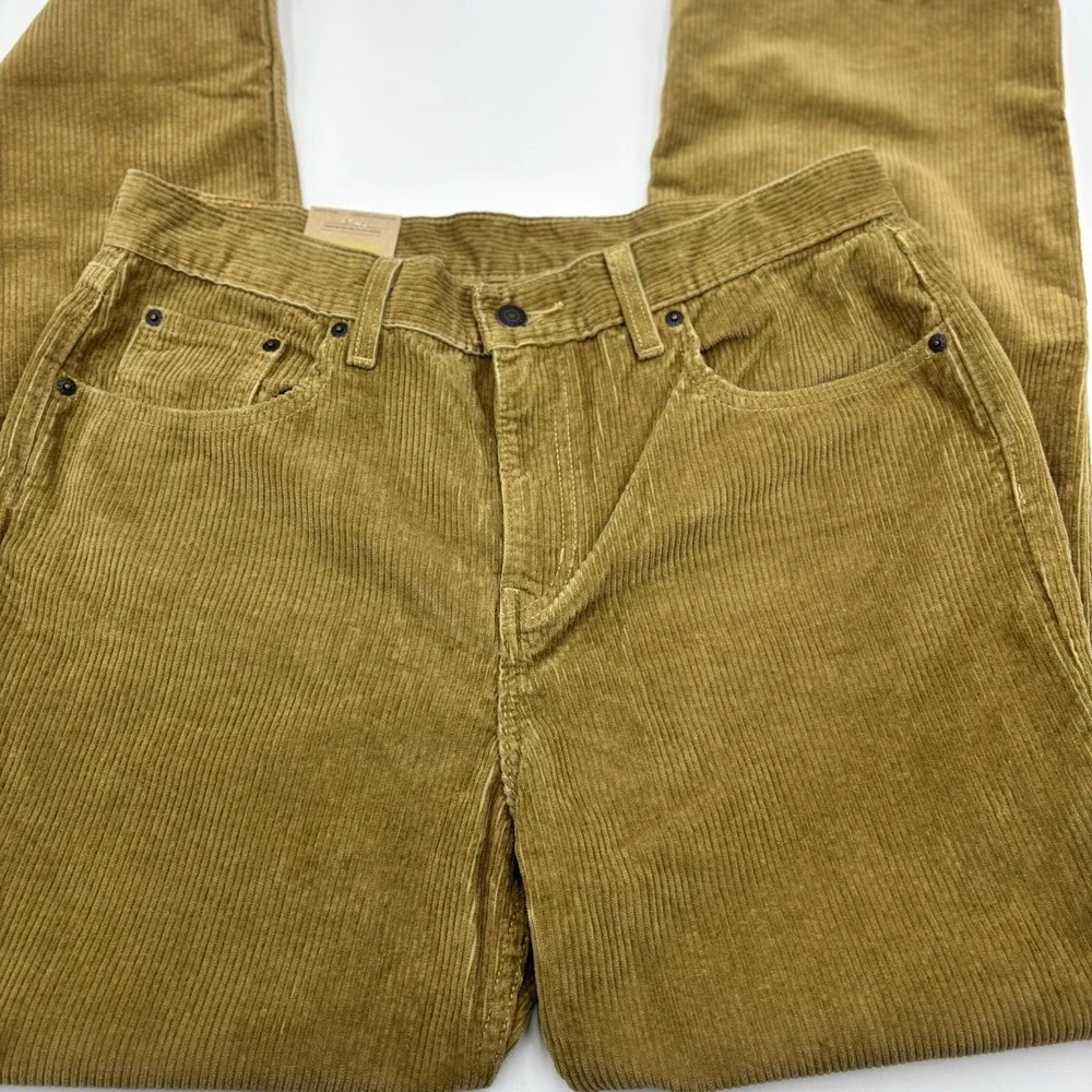 LEVI'S Low Pro Mens 31 x 30 Relaxed Fit Straight Corduroy Tan Pants Casual NWT‎